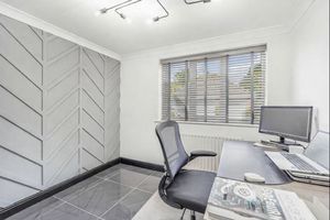 Photo 14- click for photo gallery